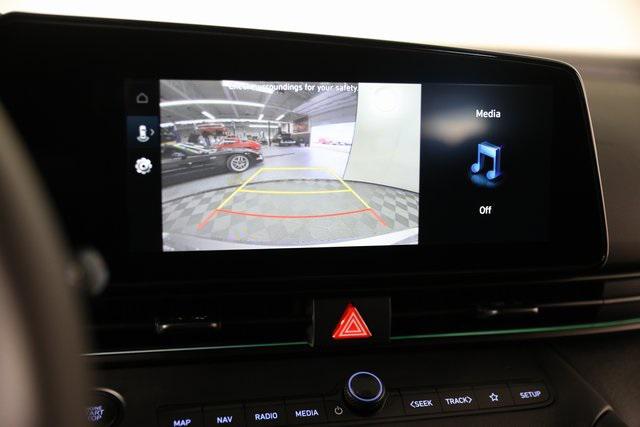 2025 Hyundai Elantra Hybrid SEL Sport photo 8