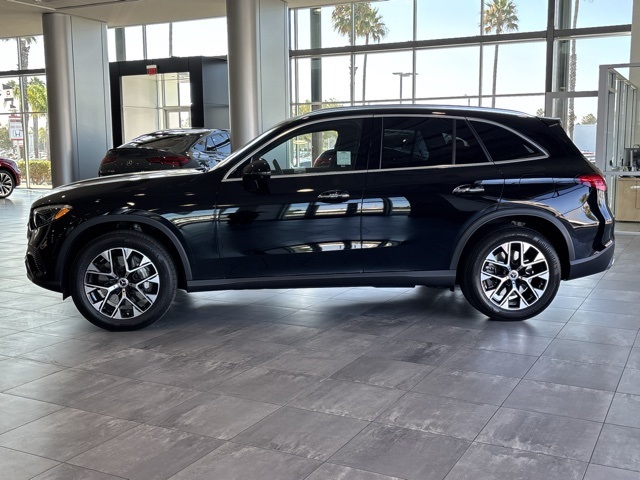 2025 Mercedes Benz GLC 350e 4MATIC photo 10