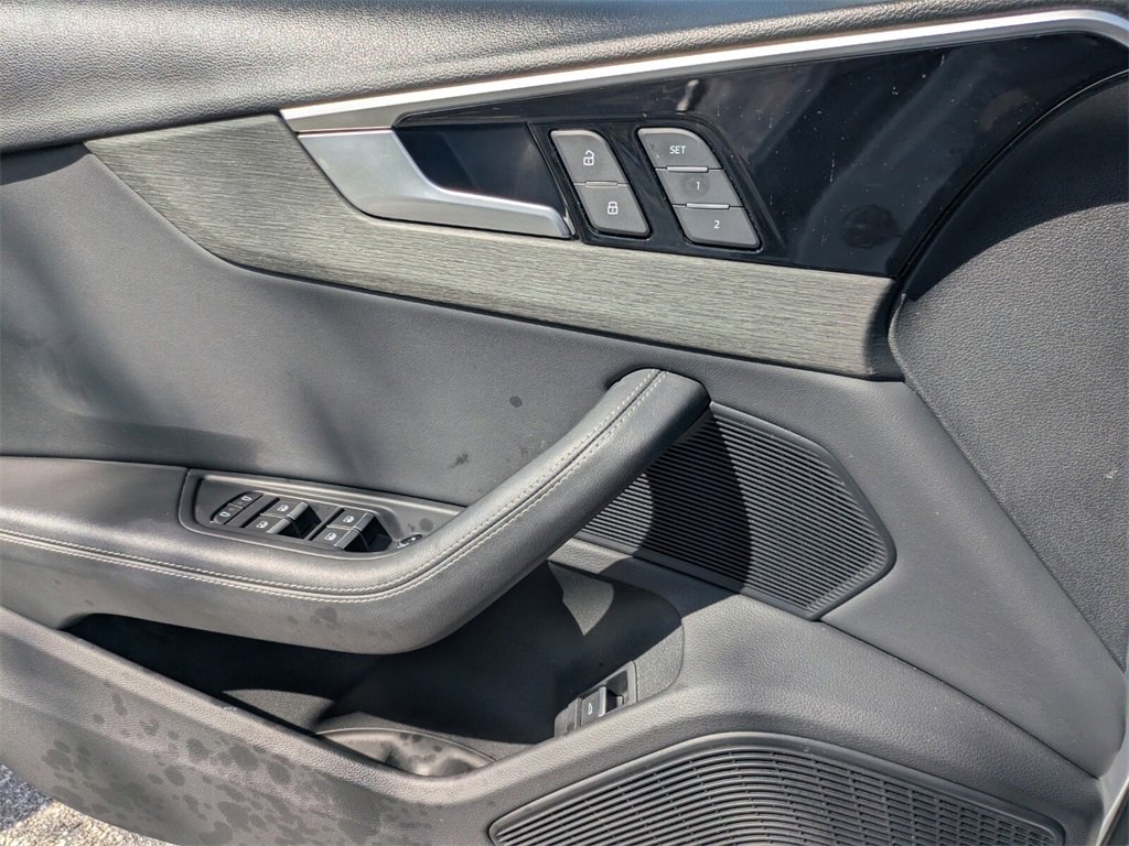 2024 Audi A4 S line Premium Plus 45 TFSI Quattro photo 25
