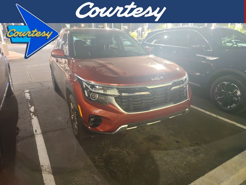 2024 Kia Seltos S's photo