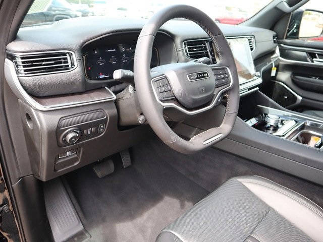2024 Jeep Wagoneer Base photo 22