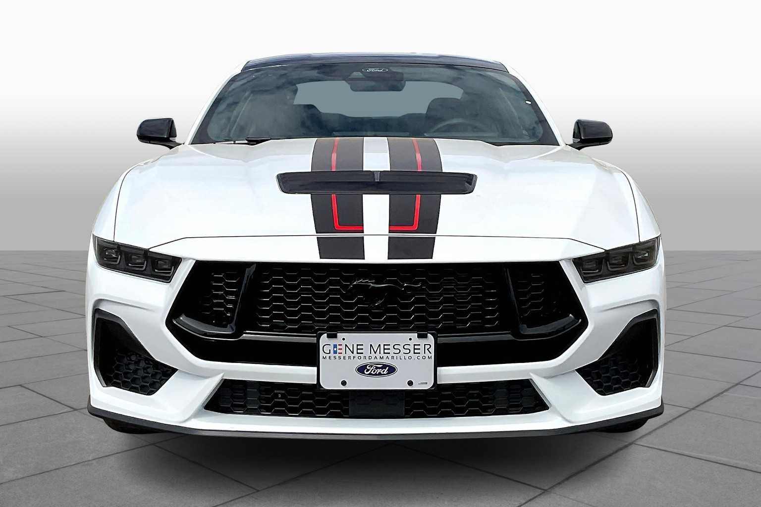 2025 Ford Mustang GT photo 3