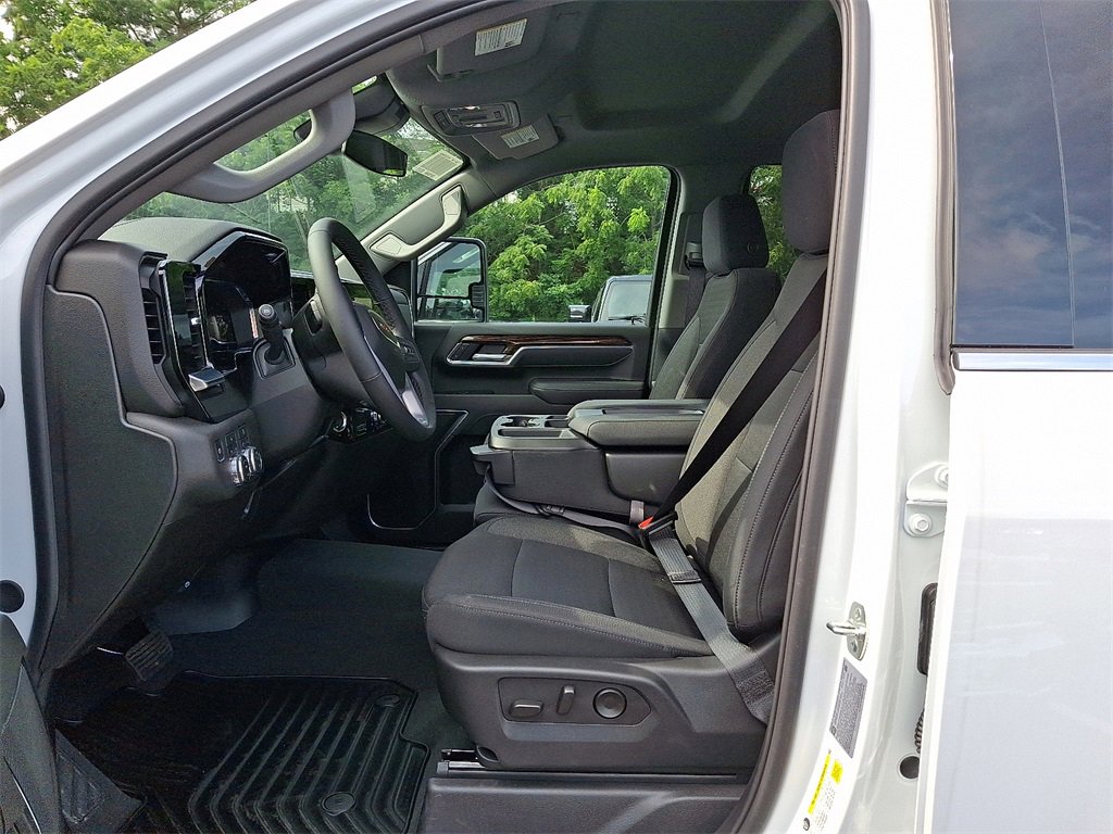 2025 Gmc Sierra 3500 SLE photo 6