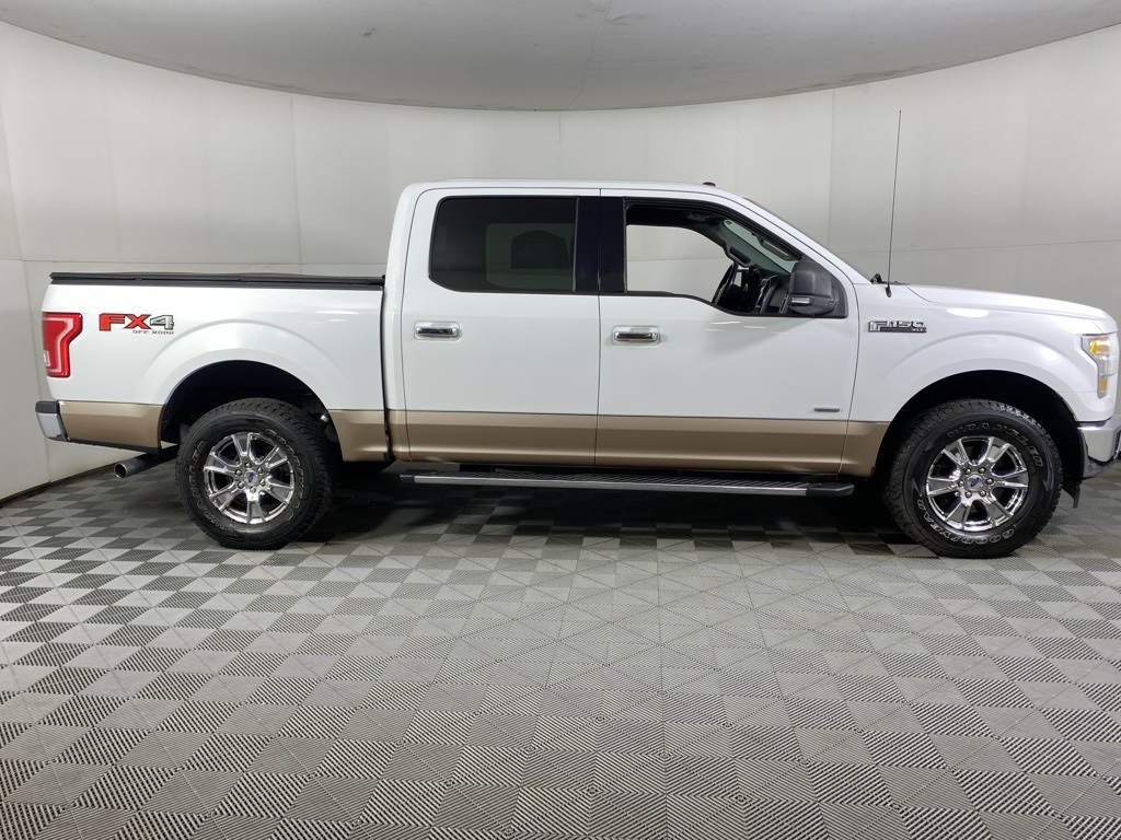 2017 Ford F-150 XLT photo 23