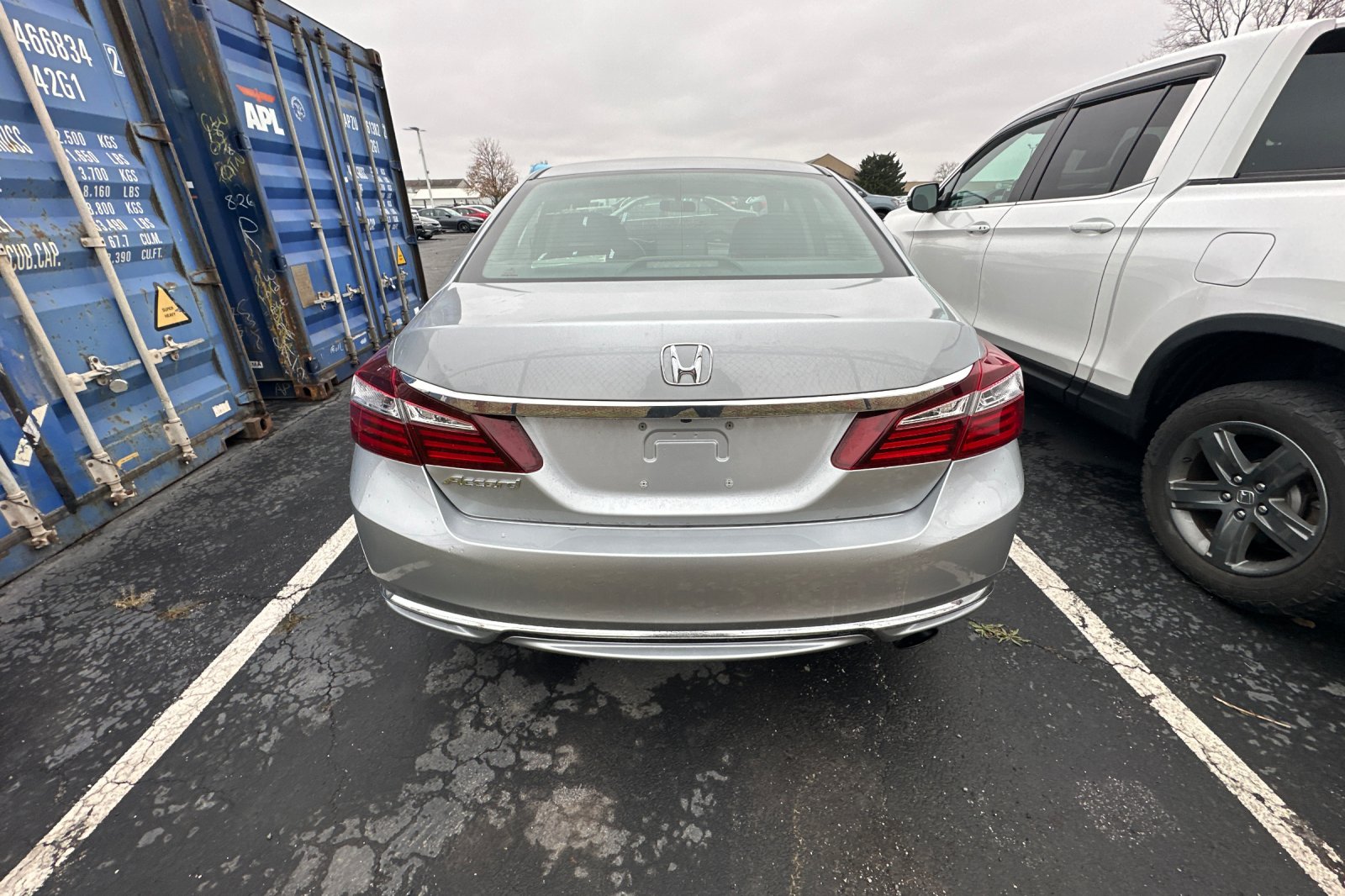 2017 Honda Accord LX photo 4