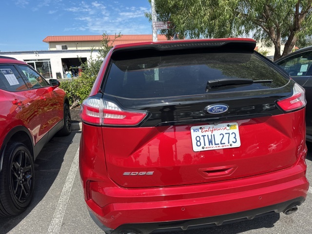 2020 Ford Edge ST photo 9