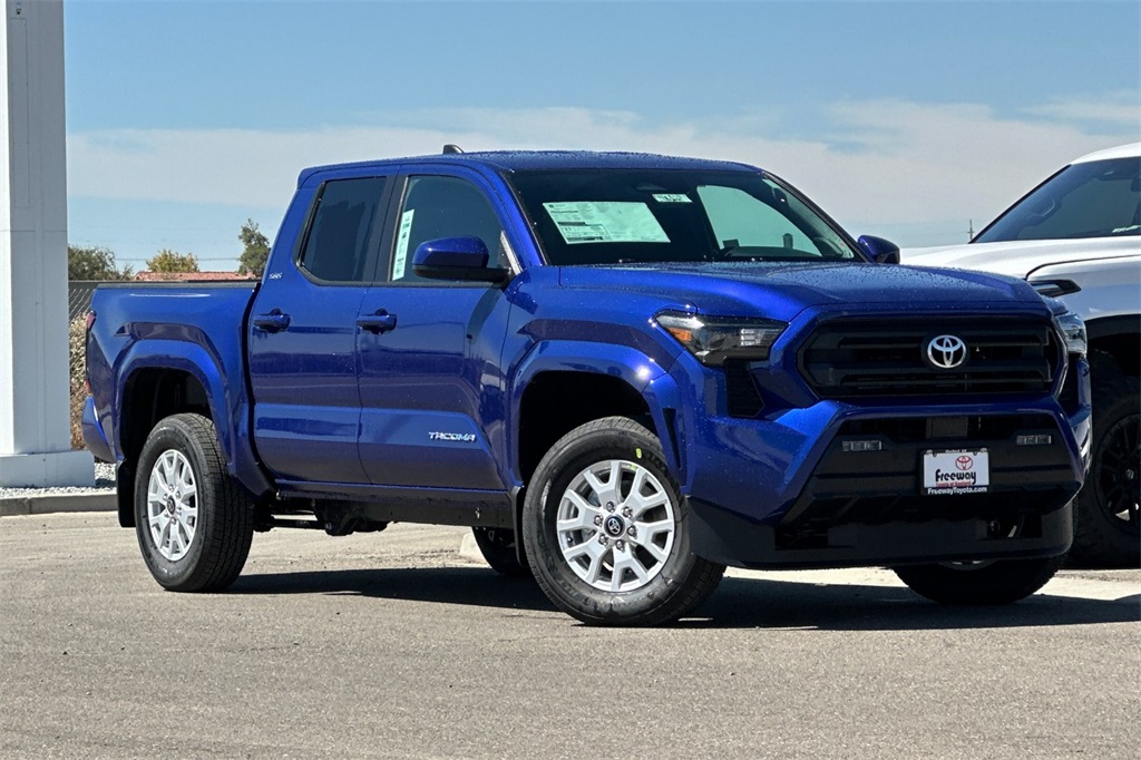 2025 Toyota Tacoma SR5 photo 2
