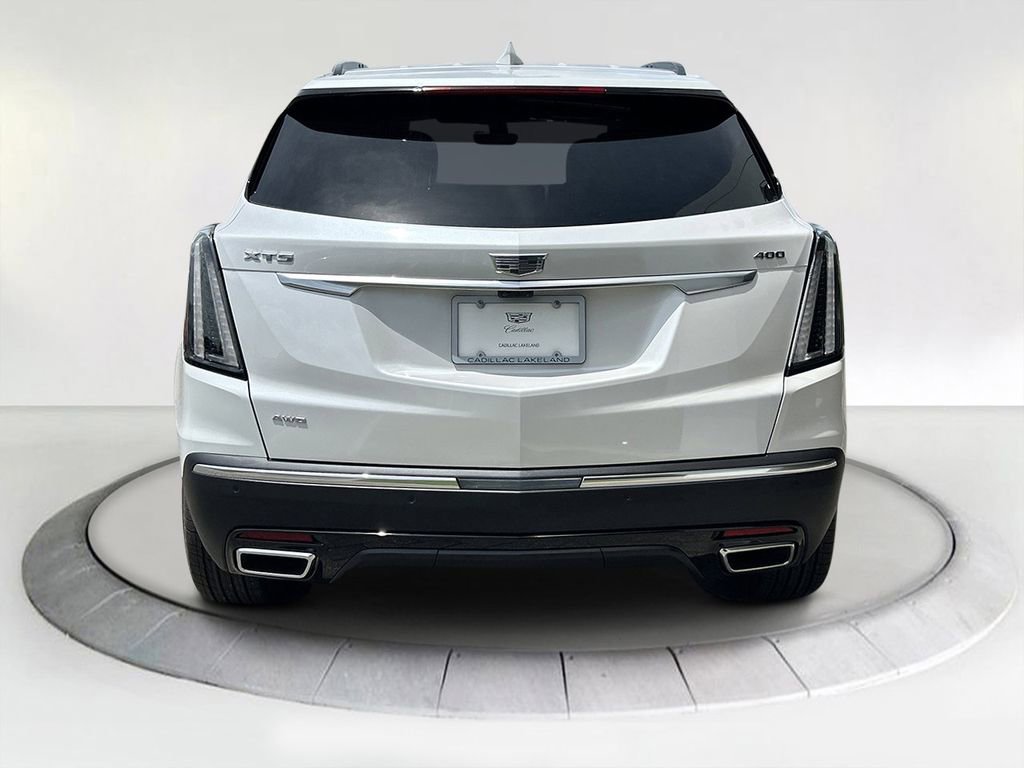2025 Cadillac XT5 Sport photo 4