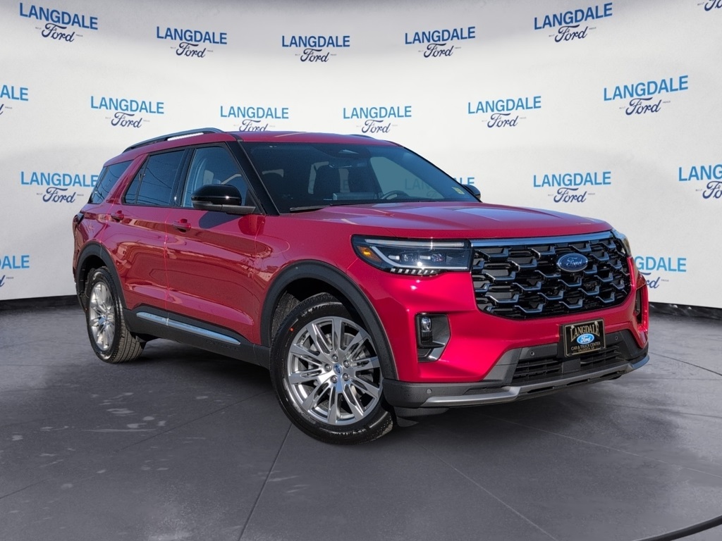 2026 Ford Explorer Platinum's photo