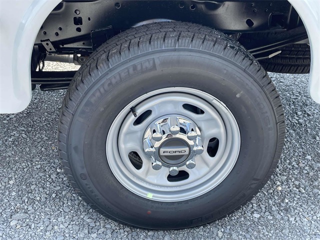 2025 Ford F-250 photo 5