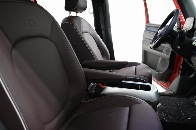 2025 Volkswagen ID. Buzz Pro Plus photo 24