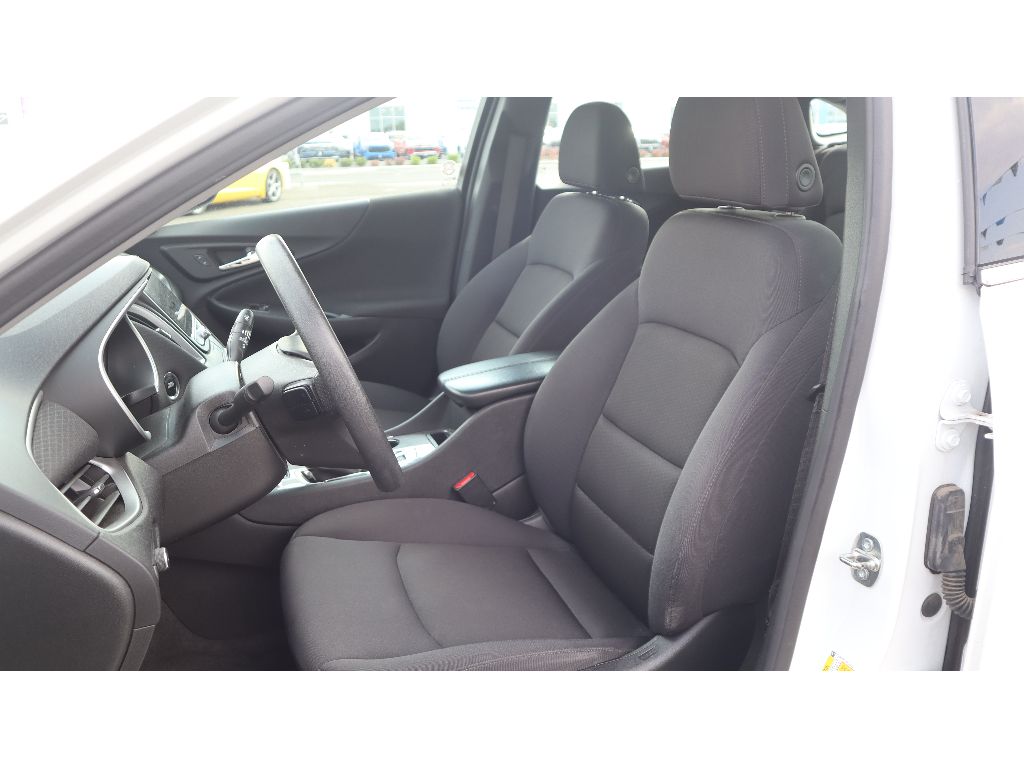 2023 Chevrolet Malibu 1LT photo 11