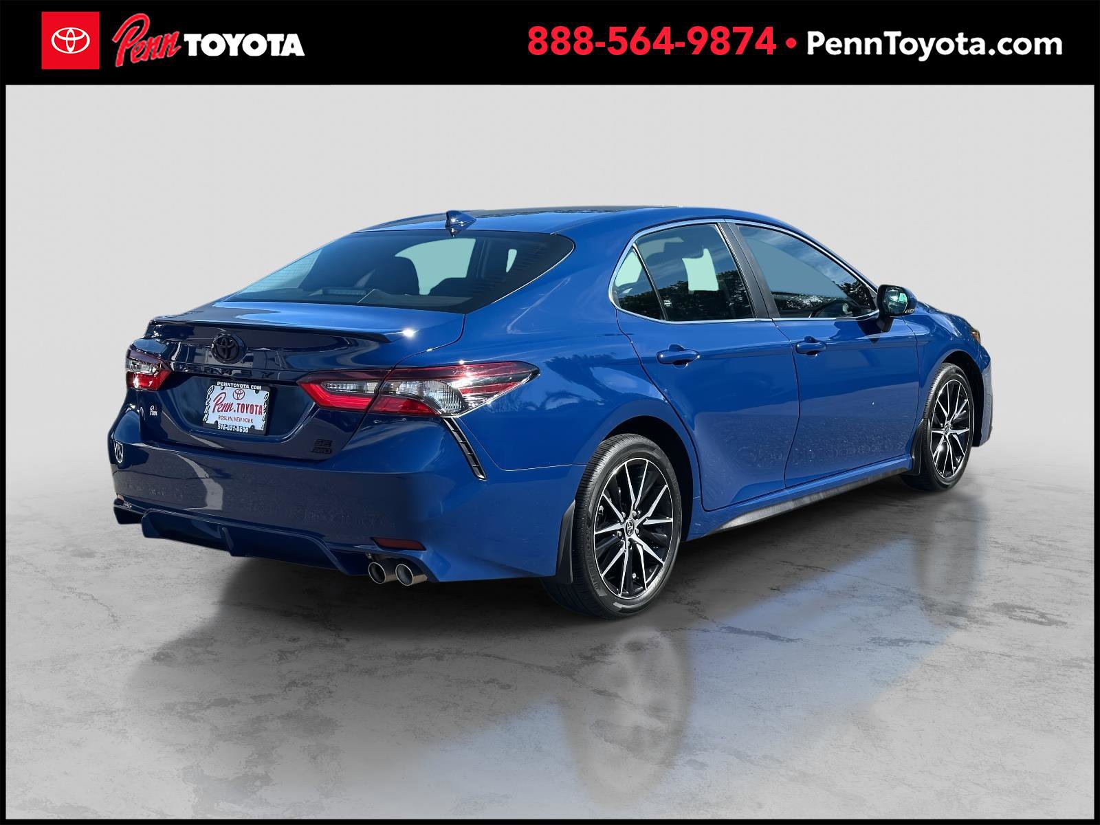 2023 Toyota Camry SE photo 3