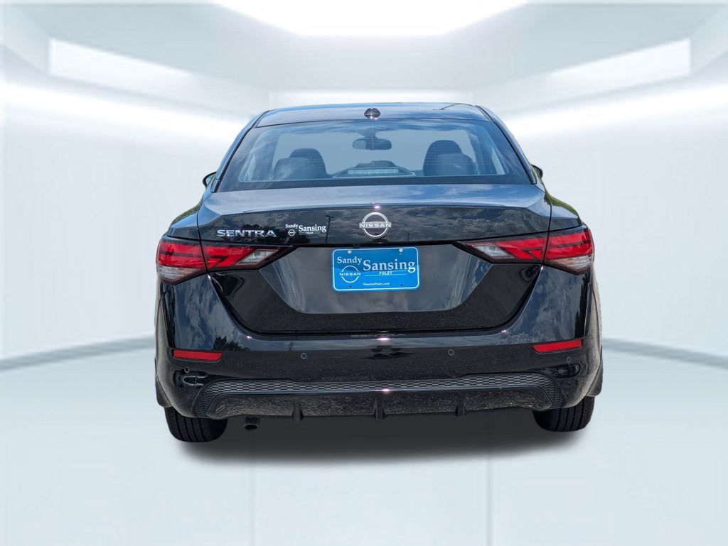 2025 Nissan Sentra SV photo 4
