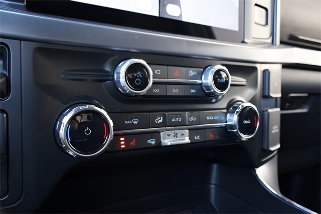 2025 Ford F-150 XLT photo 25