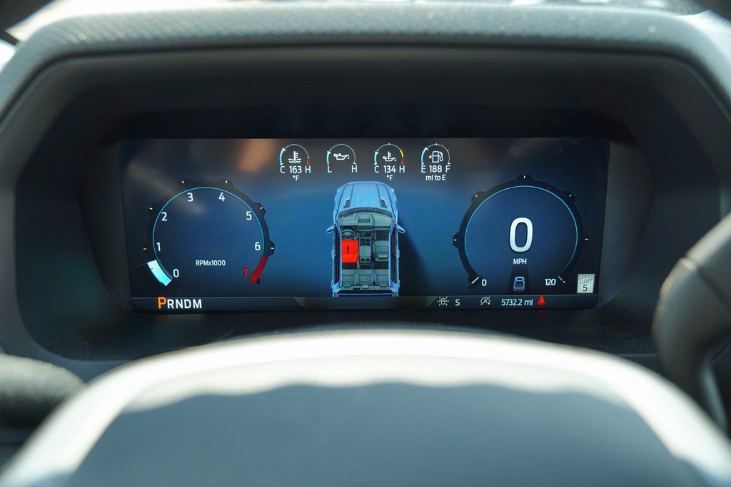 2025 Ford F-150 XLT photo 15