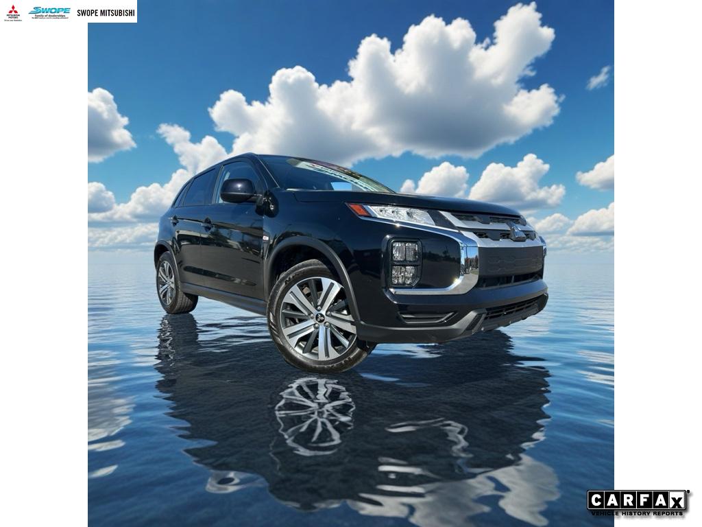 2024 Mitsubishi Outlander Sport ES's photo