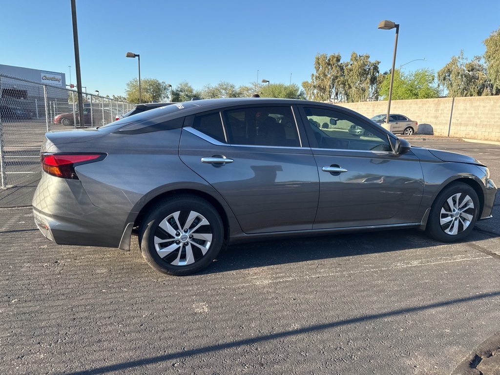 2025 Nissan Altima 2.5 S photo 3