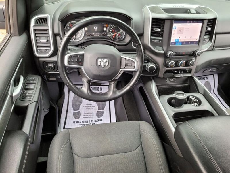 2022 Ram 1500 Lone Star photo 6