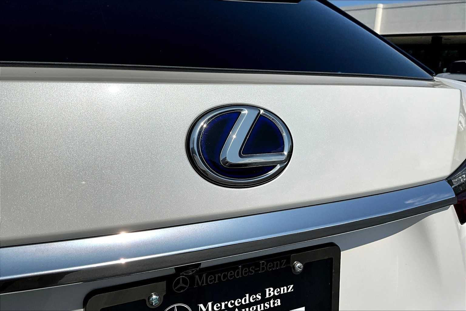 2022 Lexus RX Premium photo 9