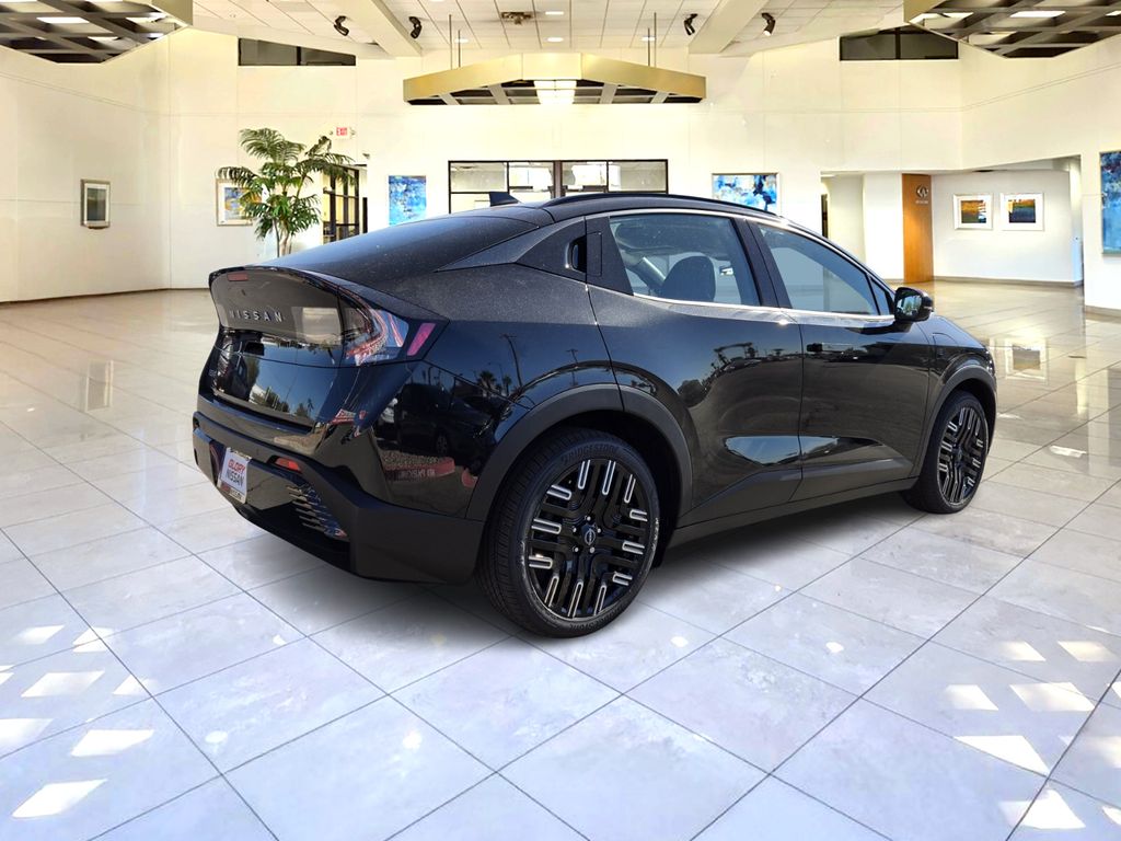 2026 Nissan Leaf photo 4