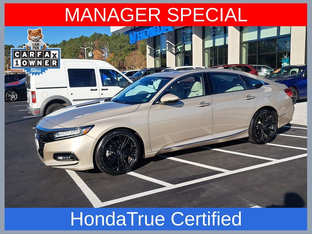 2020 Honda Accord Touring's photo