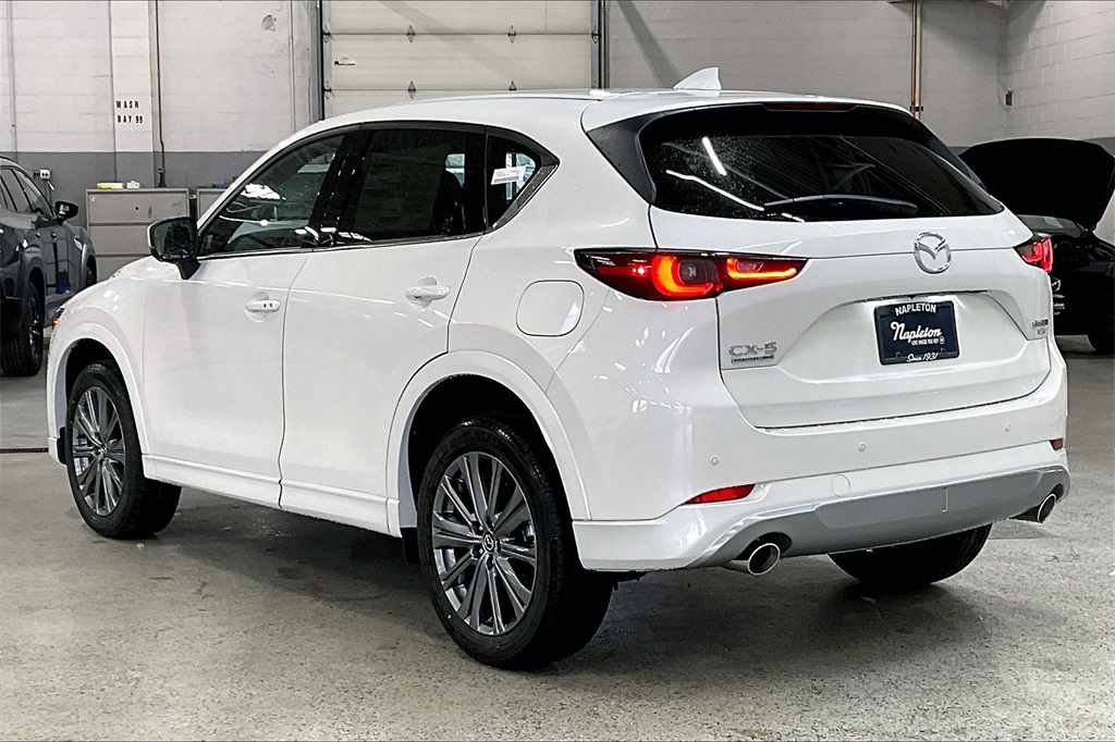 2025 Mazda CX-5 2.5 Turbo Signature photo 3