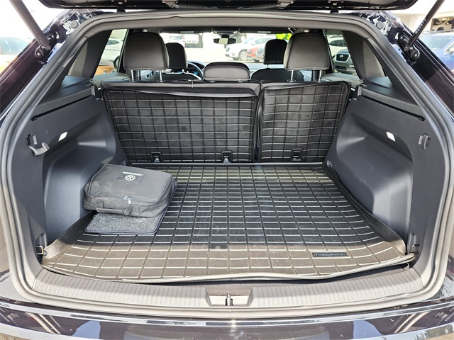 2024 Volkswagen Atlas Cross Sport SE photo 4
