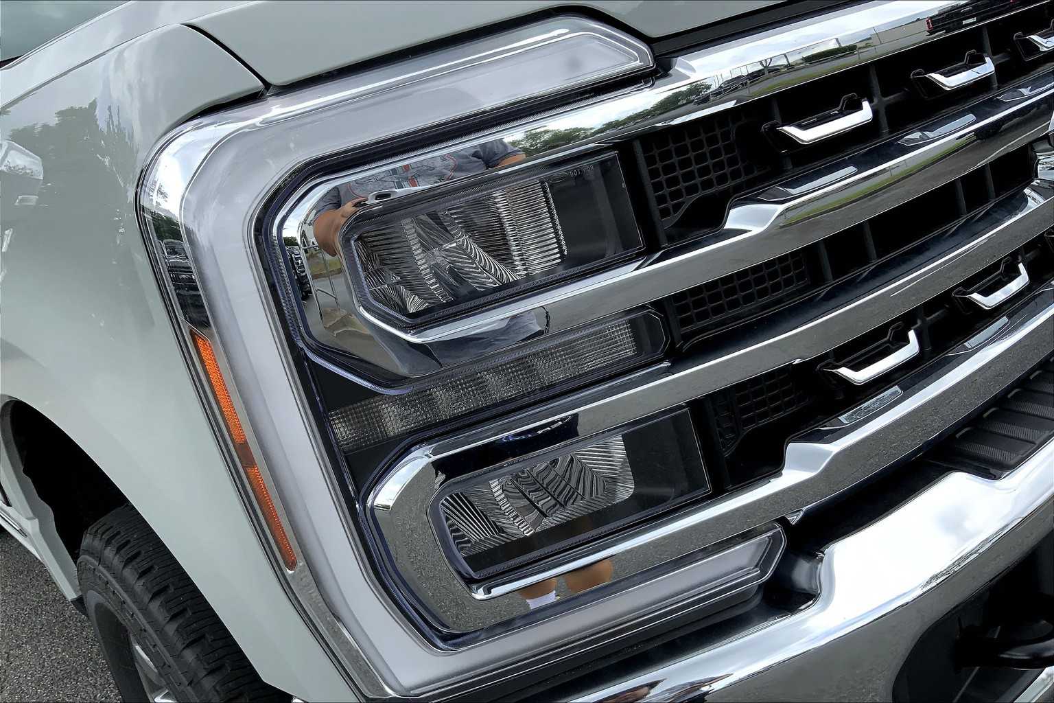 2025 Ford F-350 Lariat photo 13