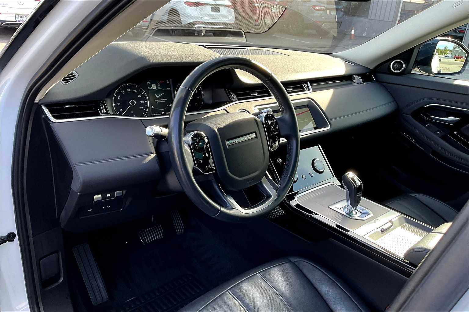 2020 Land Rover Range Rover Evoque S photo 16