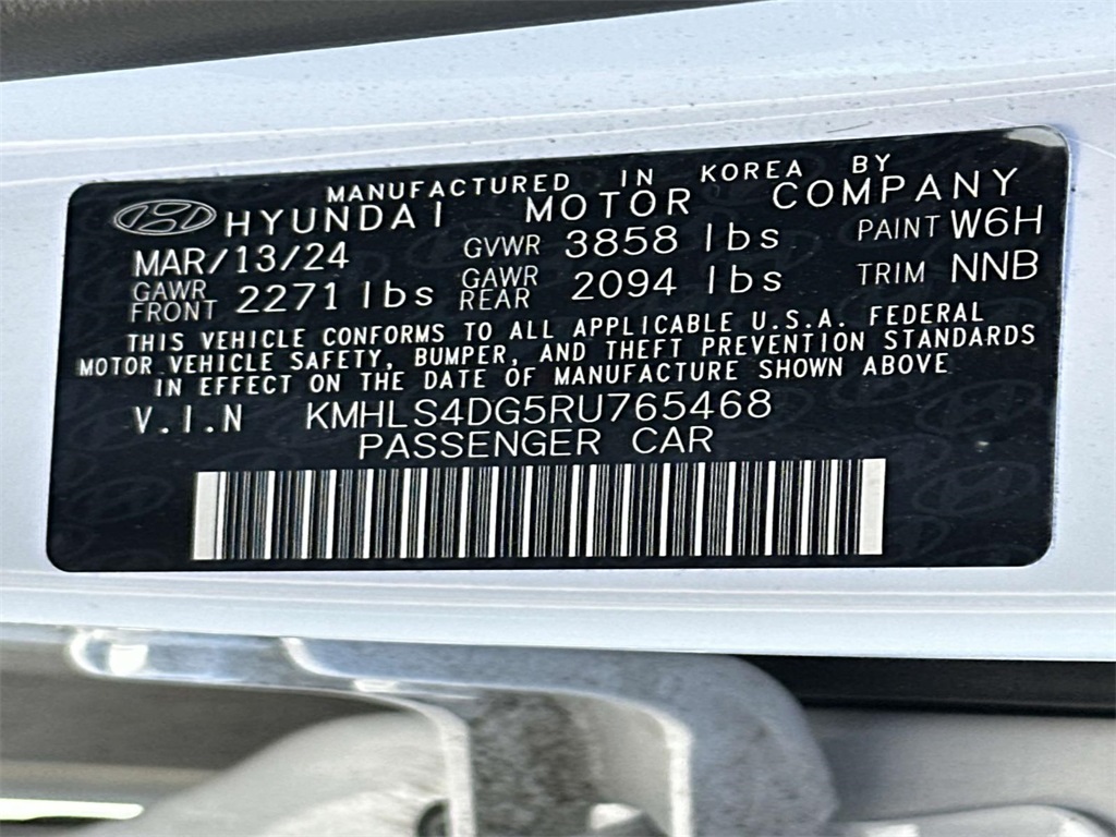2024 Hyundai Elantra SEL Convenience photo 10