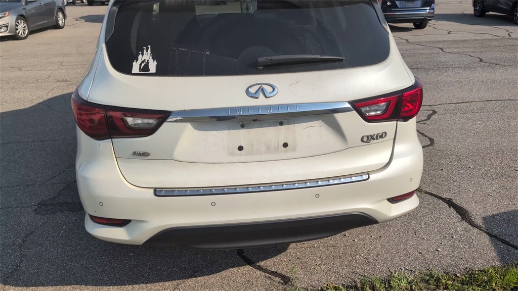 2020 Infiniti QX60 Luxe AWD photo 6