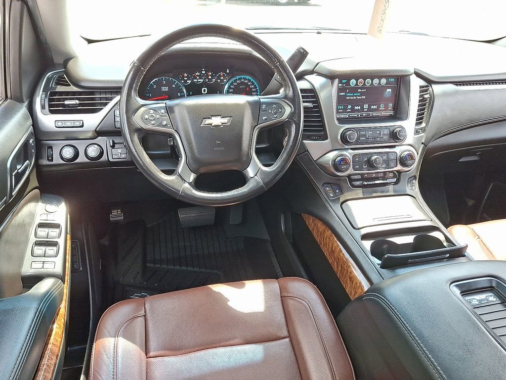 2019 Chevrolet Suburban Premier photo 10