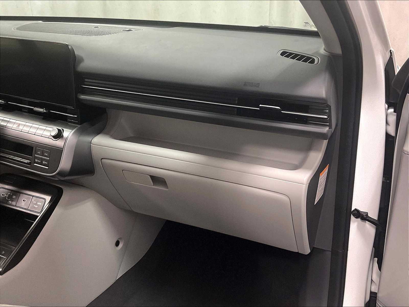 2024 Hyundai Kona Electric SEL photo 13