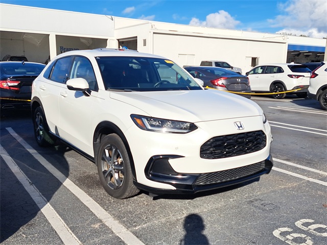 2023 Honda HR-V EX-L's photo