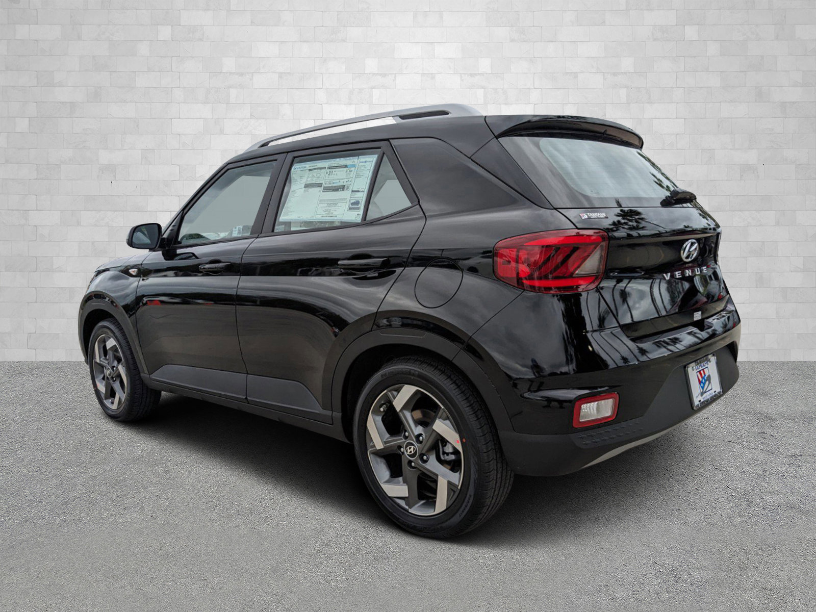 2025 Hyundai Venue SEL photo 4