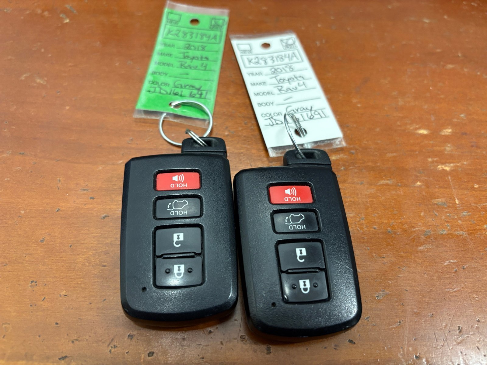 2018 Toyota RAV4 Hybrid XLE photo 40