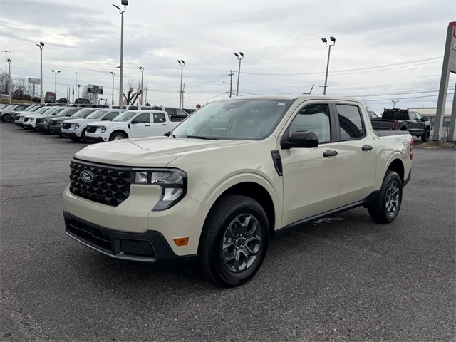 2025 Ford Maverick XLT's photo