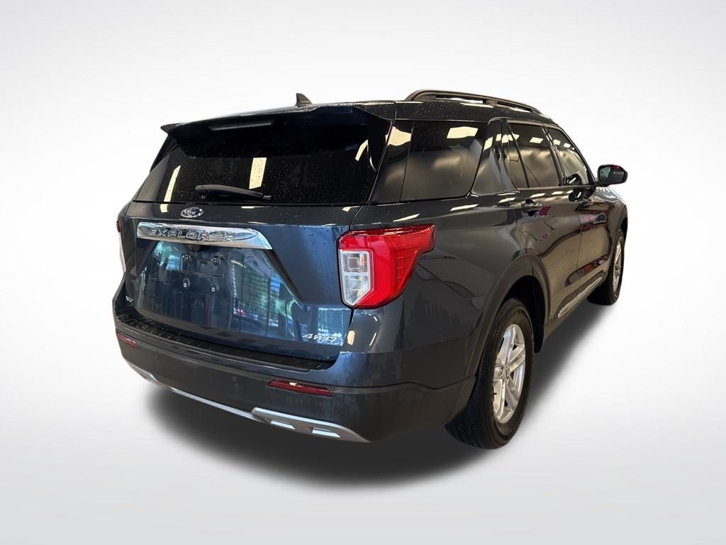 2022 Ford Explorer XLT photo 6