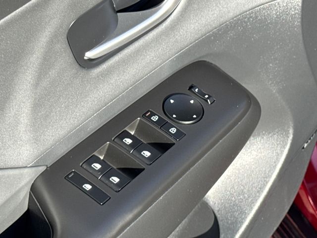 2025 Hyundai Kona Limited photo 4
