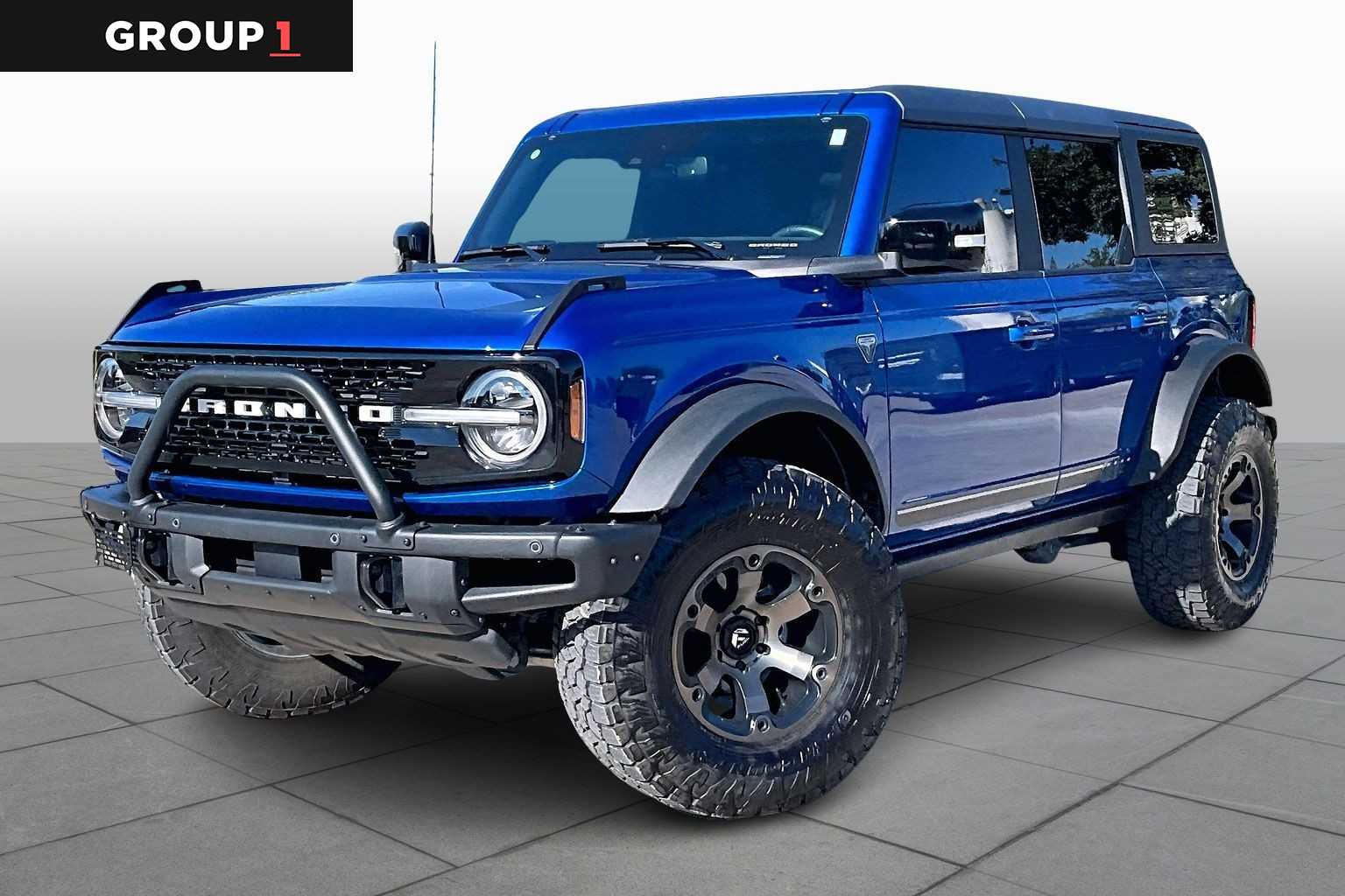 2021 Ford Bronco 4-Door First Edition's photo