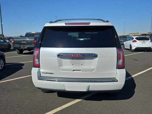 2016 Gmc Yukon Denali photo 4