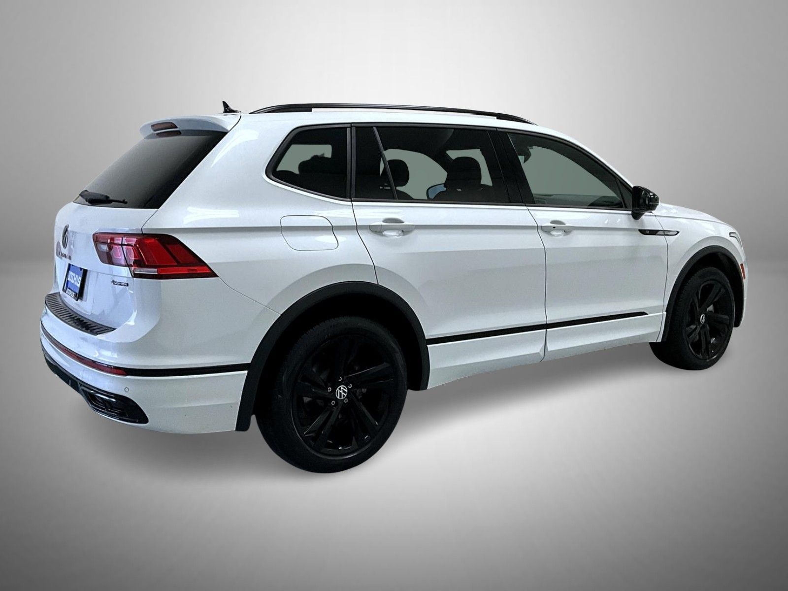 2023 Volkswagen Tiguan SE R-Line Black photo 3