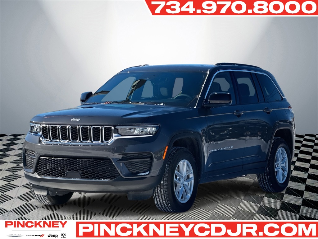 2025 Jeep Grand Cherokee Laredo's photo