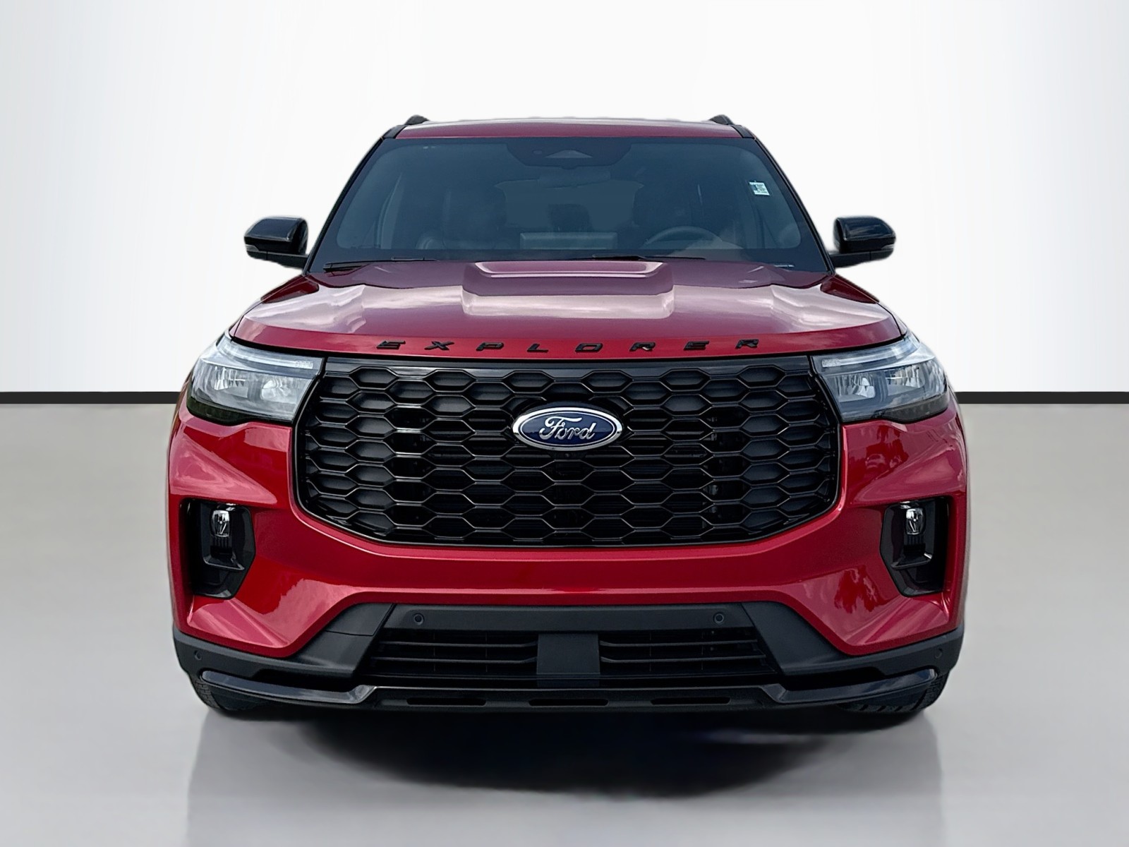 2025 Ford Explorer ST-Line photo 2