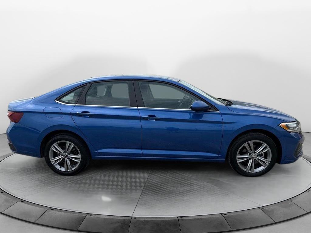 3VW7M7BU9RM003319