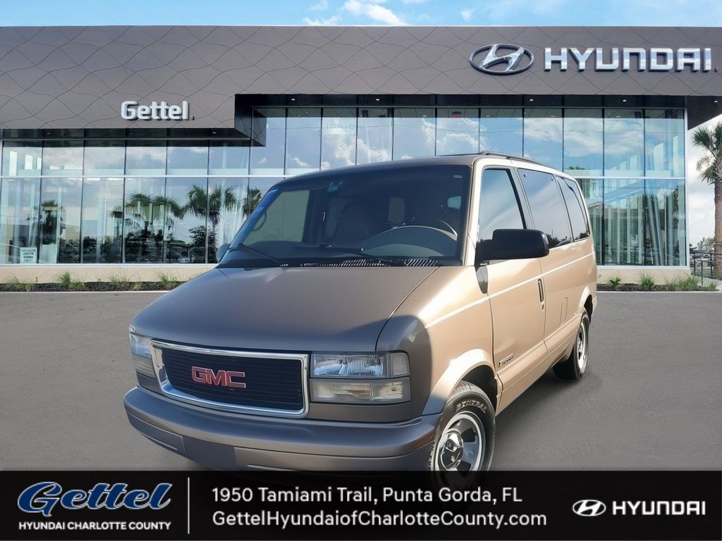 1997 GMC Safari SLX's photo