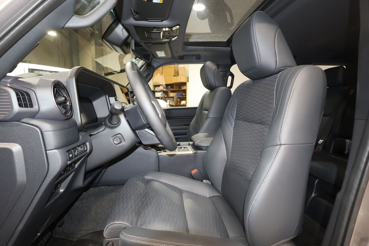 2025 Toyota Land Cruiser photo 23