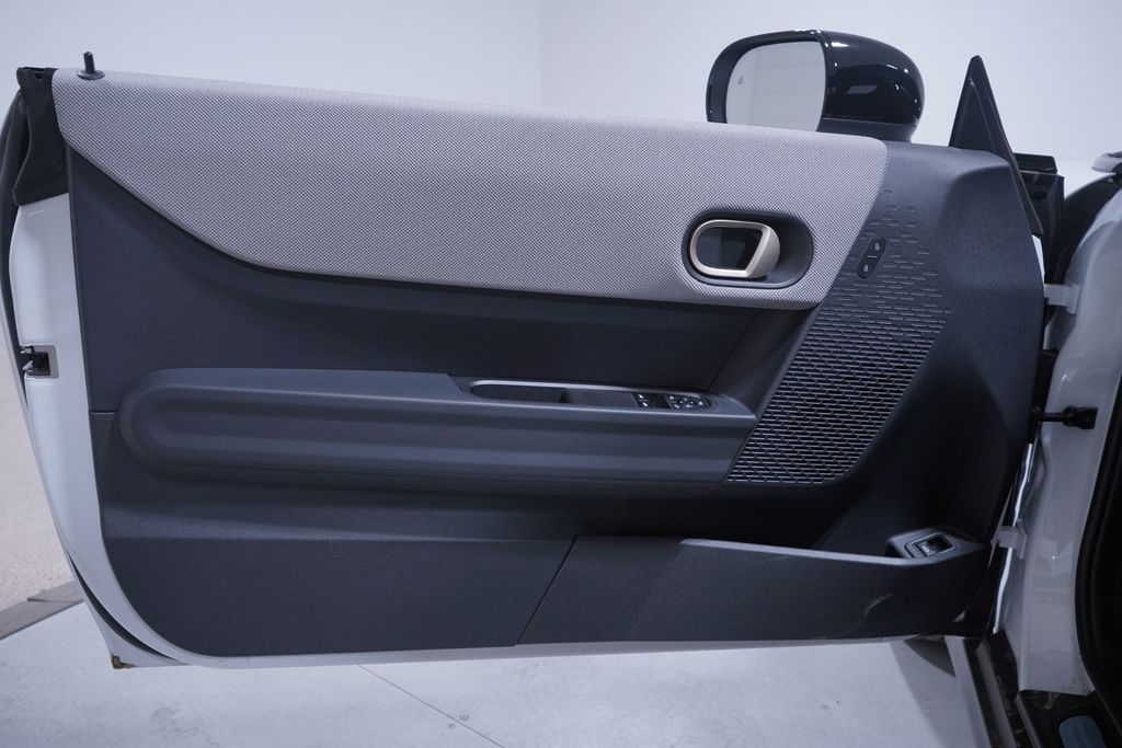 2025 Mini Cooper Signature photo 10