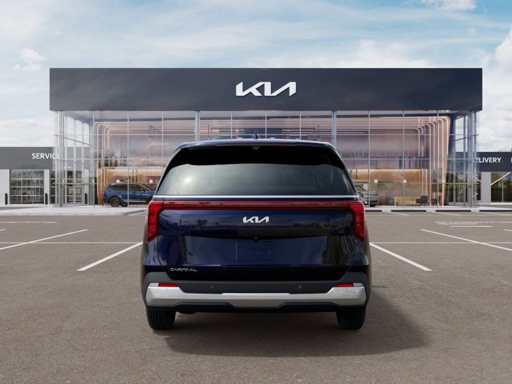 2025 Kia Carnival LXS photo 4